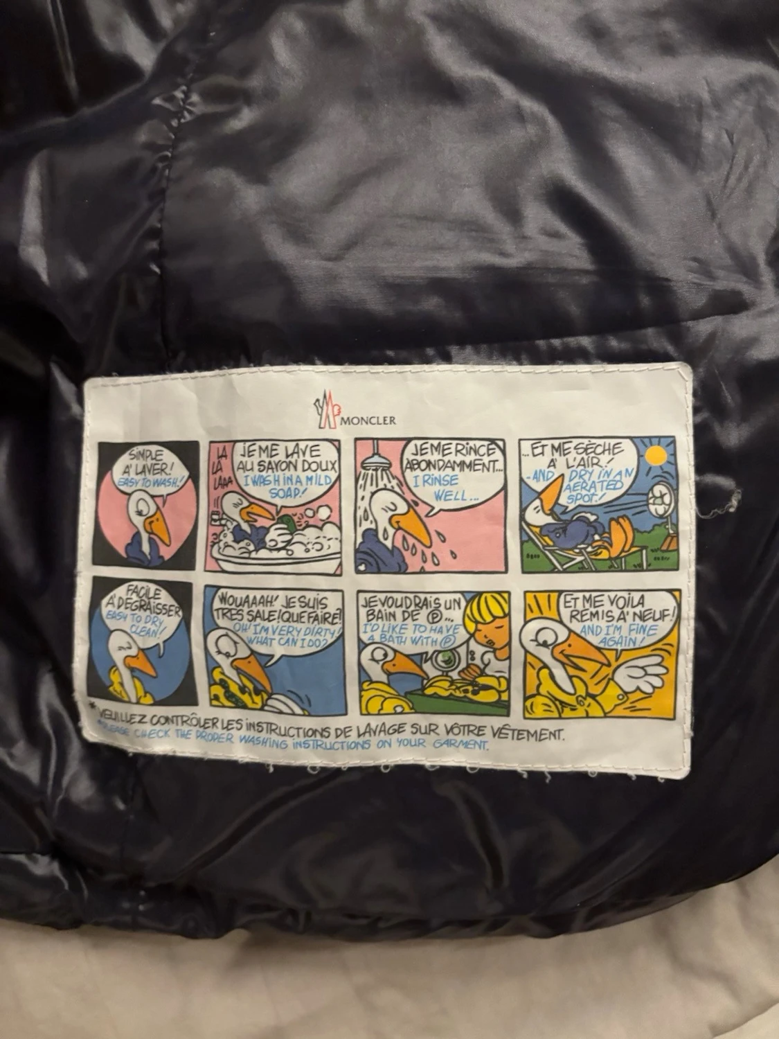 Svart dunväst från Moncler - 4