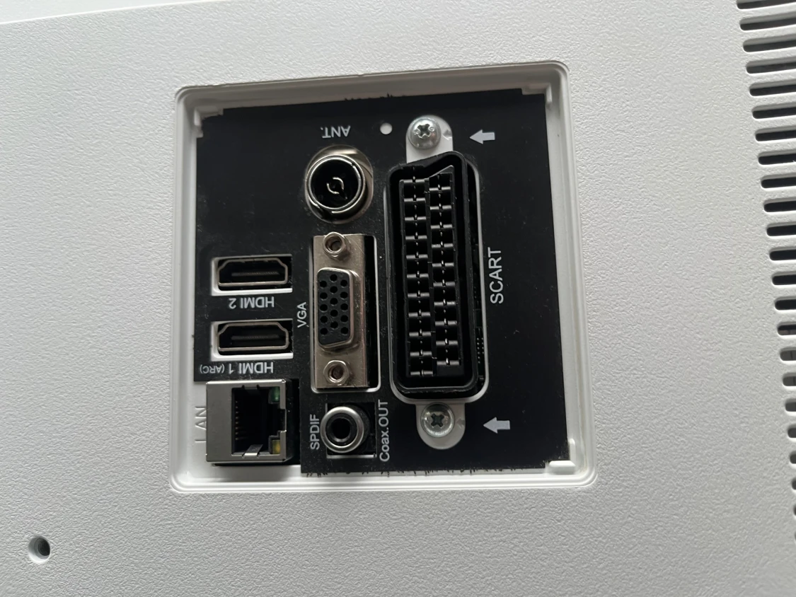 Finlux LED TV 32FHD276 - 3