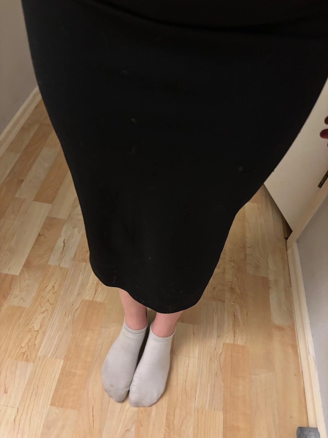 Svart långkjol med tight passform - 2