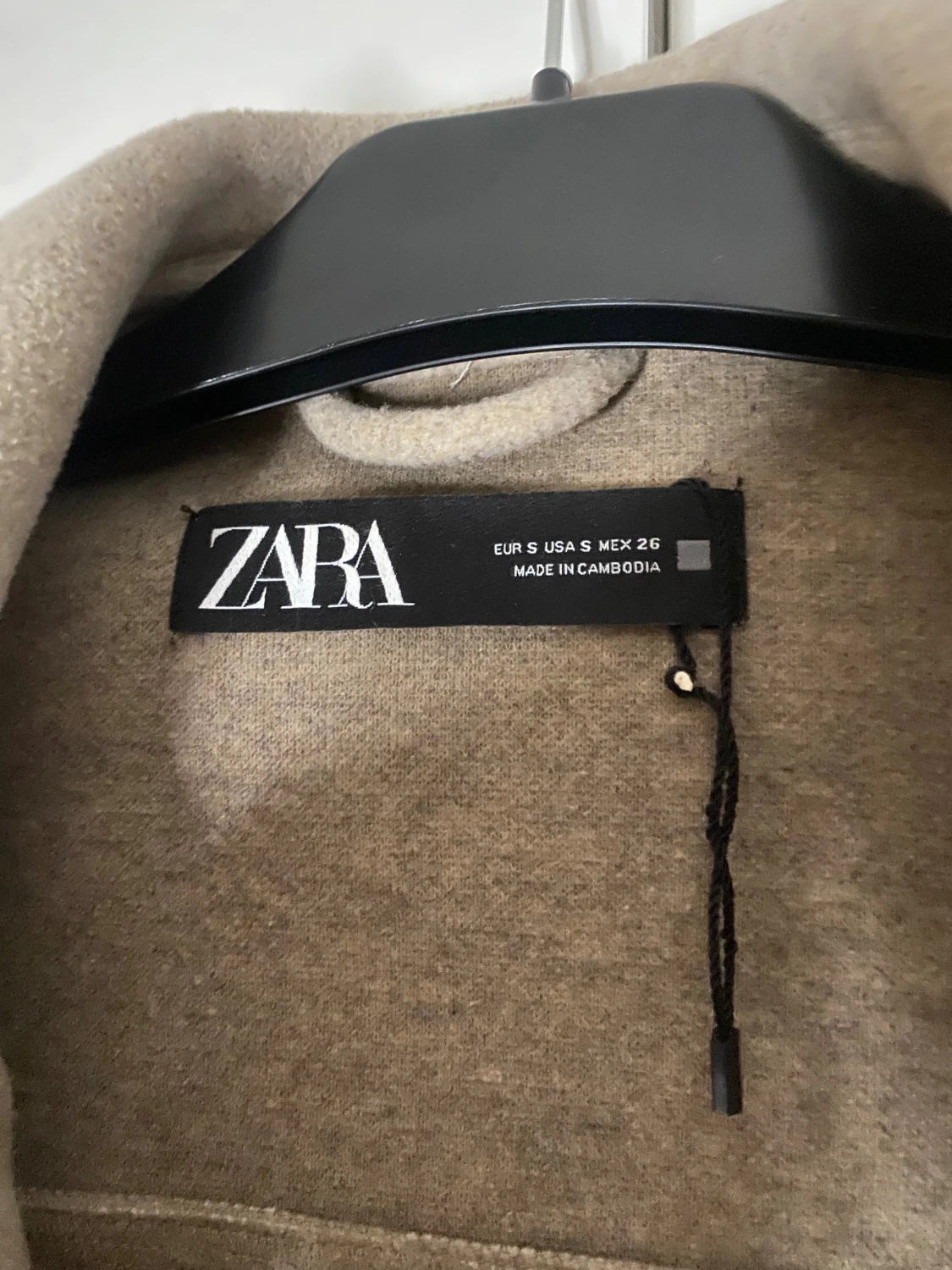 Beige kappa från Zara - 3