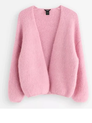 Rosa stickad kofta från Linex - Mysig rosa stickad kofta från Linex med långärmad design och öppen framtill. Använt 1 gång.