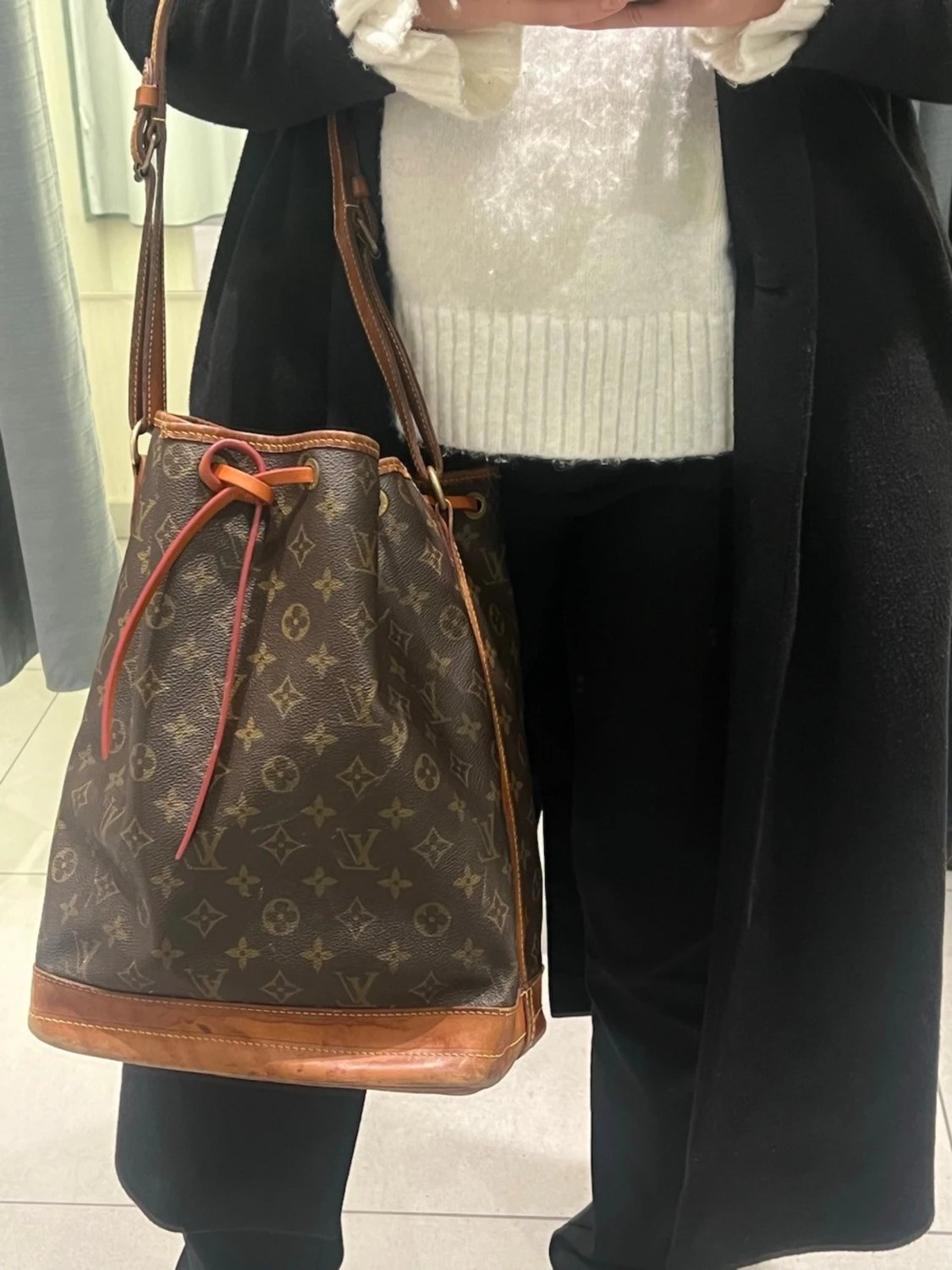 Louis Vuitton noé väska