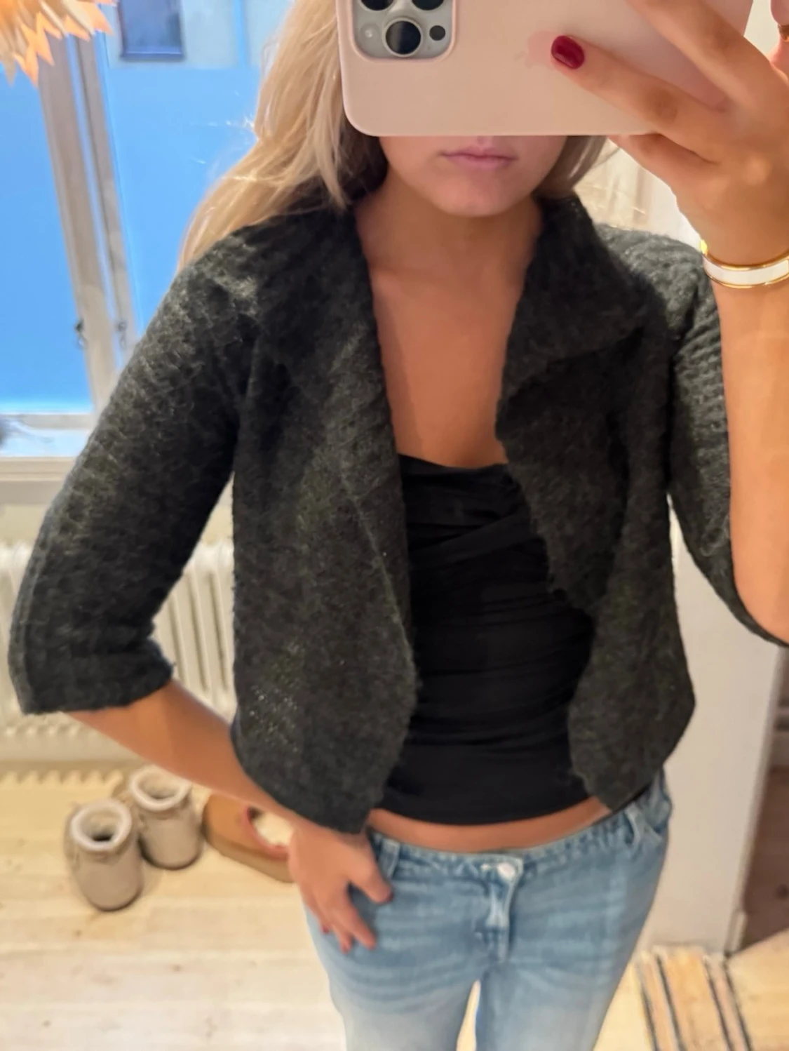 Mörkgrå stickad cardigan jacka