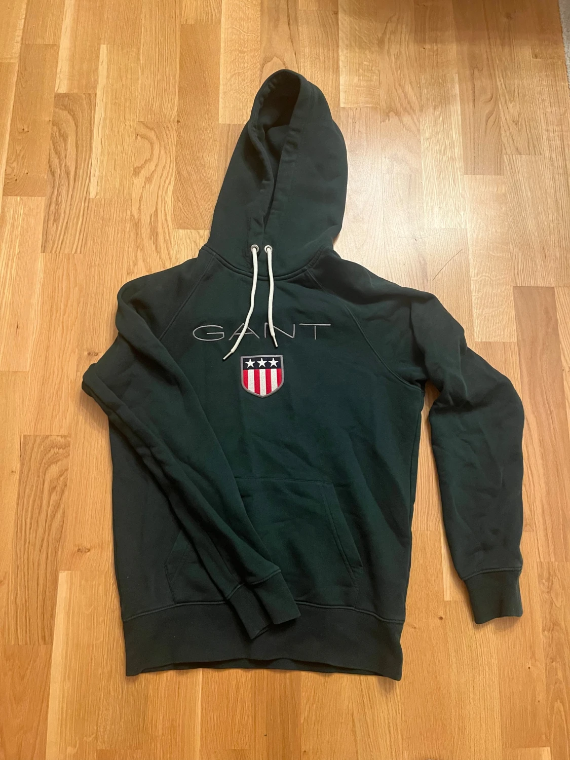 Grön Gant Hoodie - 1