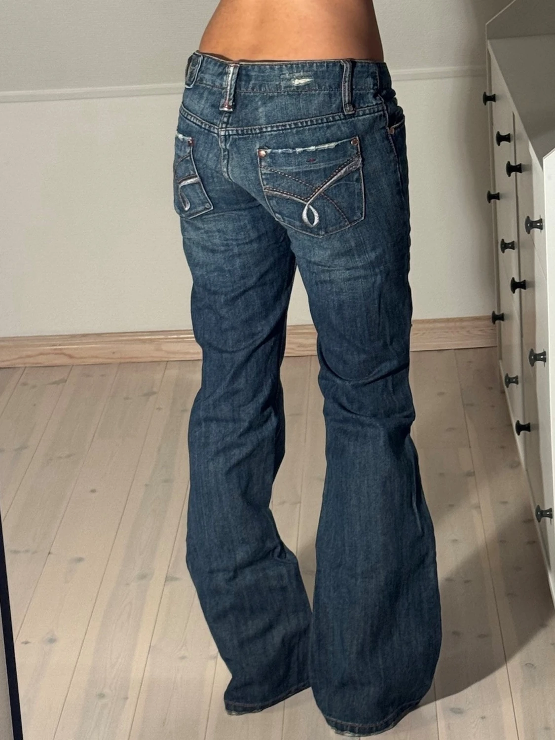 Low bootcut jeans  - 1