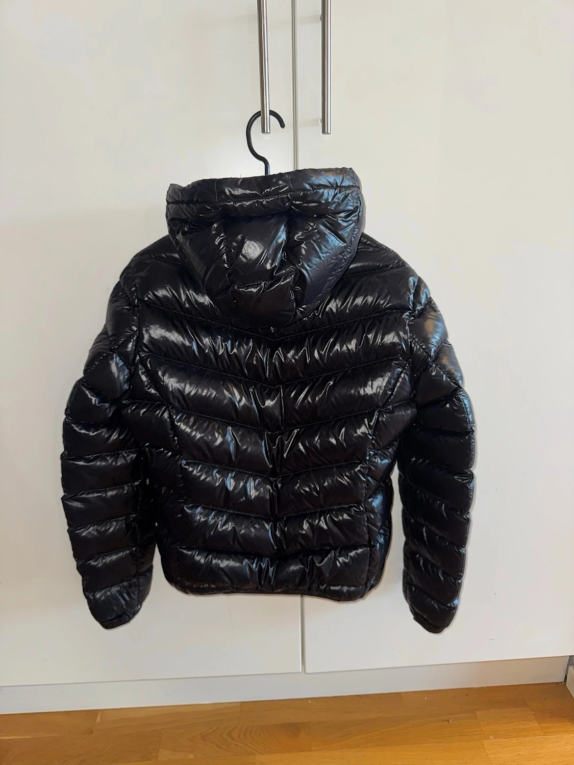 Svart pufferjacka från Colmar - 1