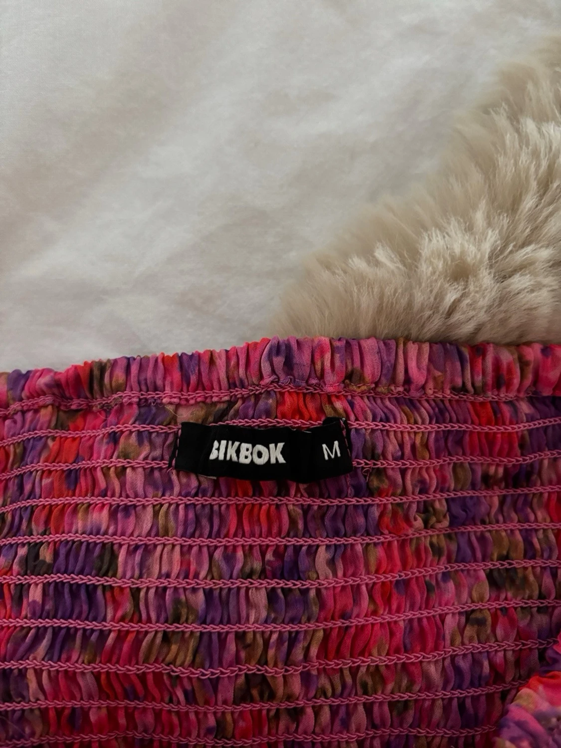 Blommig volangkjol från BikBok - 1