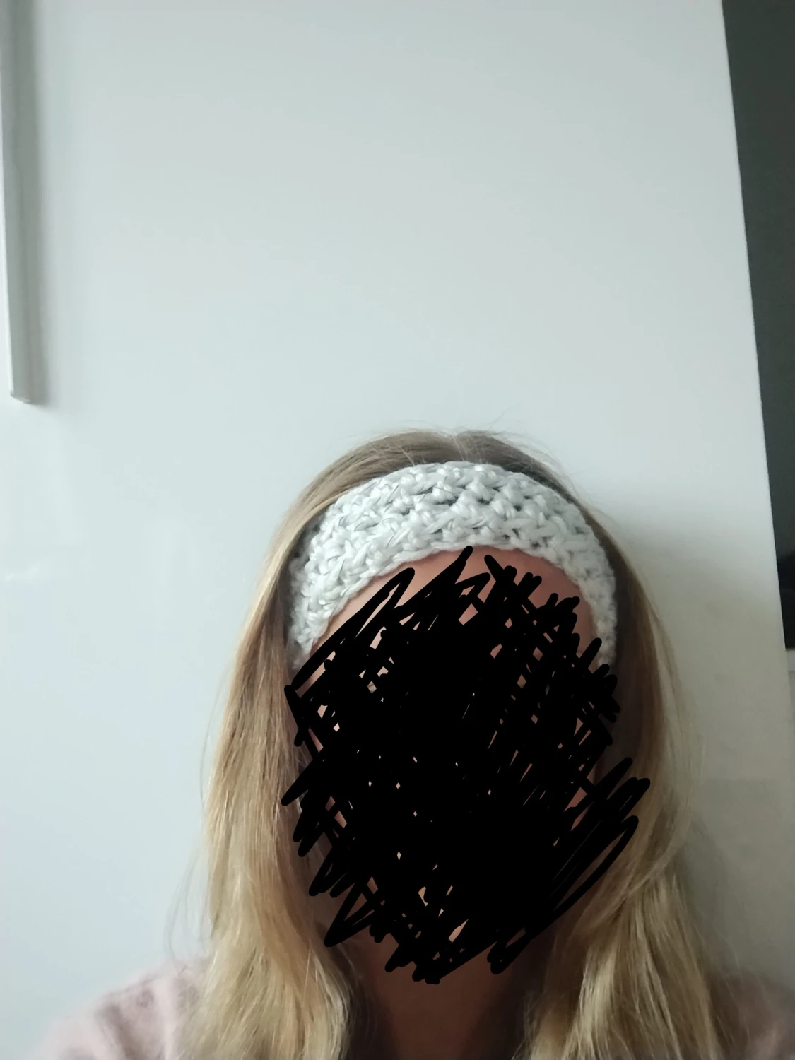 Handgjort virkat vitt hårband - 1