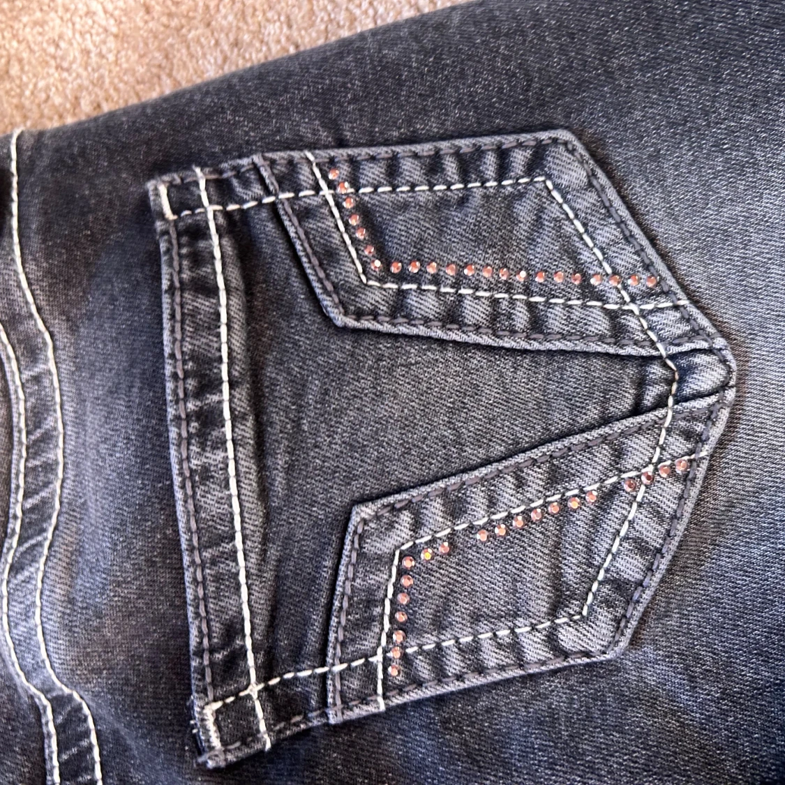 Bootcut jeans från Gina Tricot, S - 2