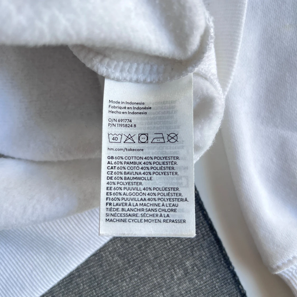 Vit sweatshirt med tryck (ny) - 4