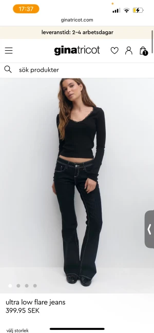 Jeans  - Jättesnygga jeans från Gina med vita sömmar, dem är använda nån gång men inga defekter ❣️