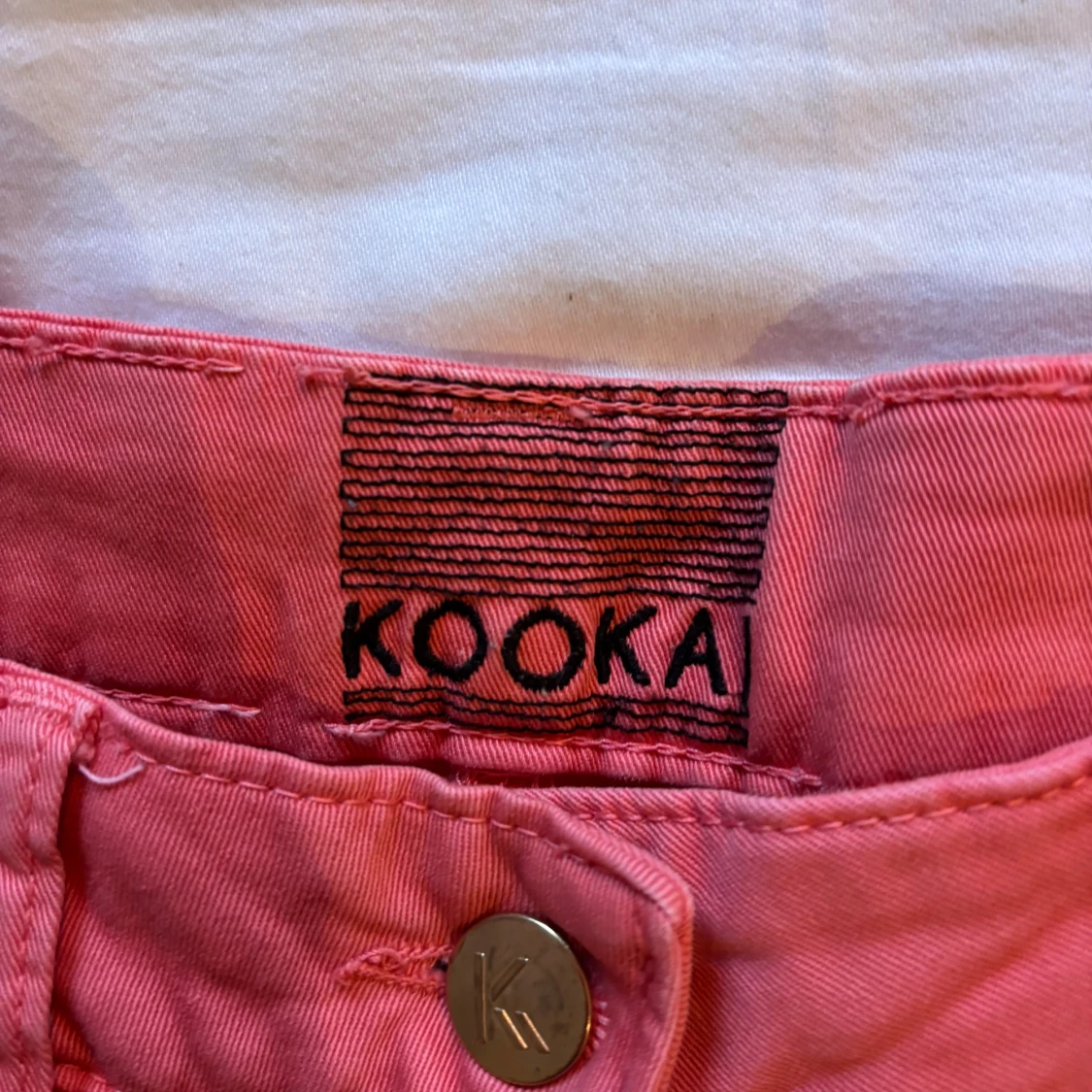 Rosa volangkjol från Kookai - 2