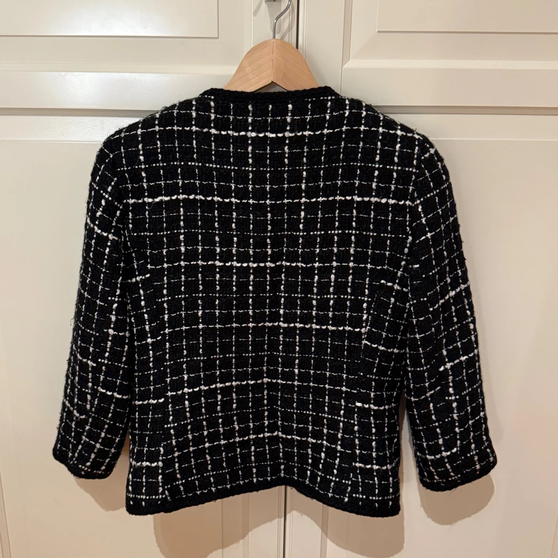 Svart rutig kavaj från Lindex - 3