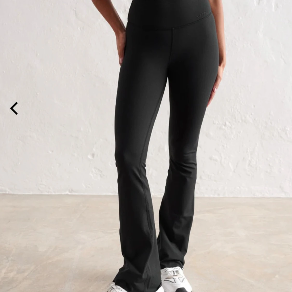 Svarta bootcut träningsbyxor Aim'n