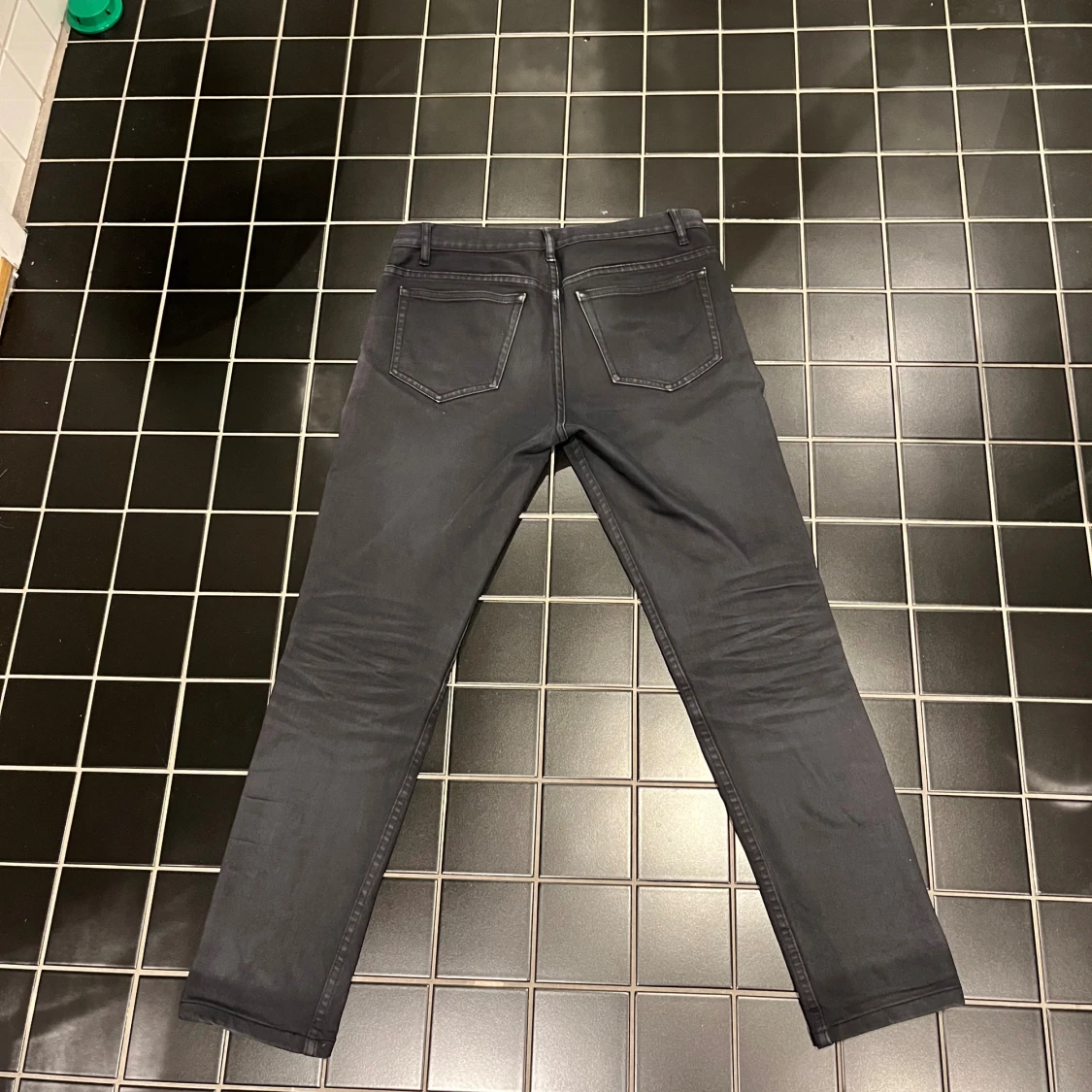 Mörkgrå jeans från A.P.C - 2