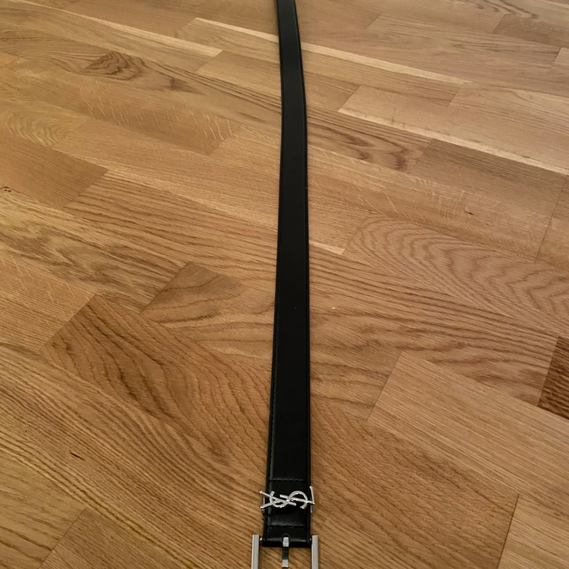 Svart YSL bälte i skinn - 1