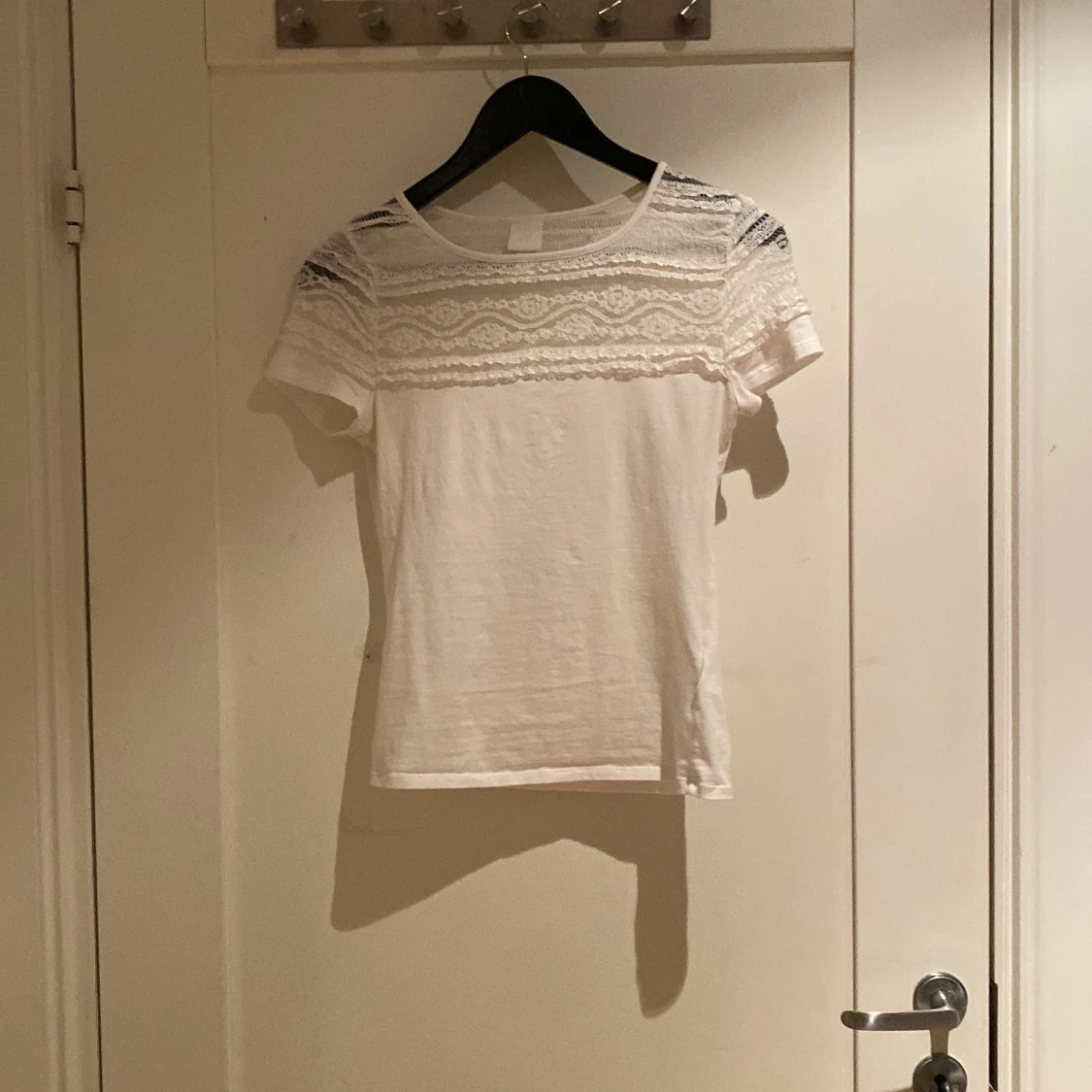 Vit spetsblus från H&M XS
