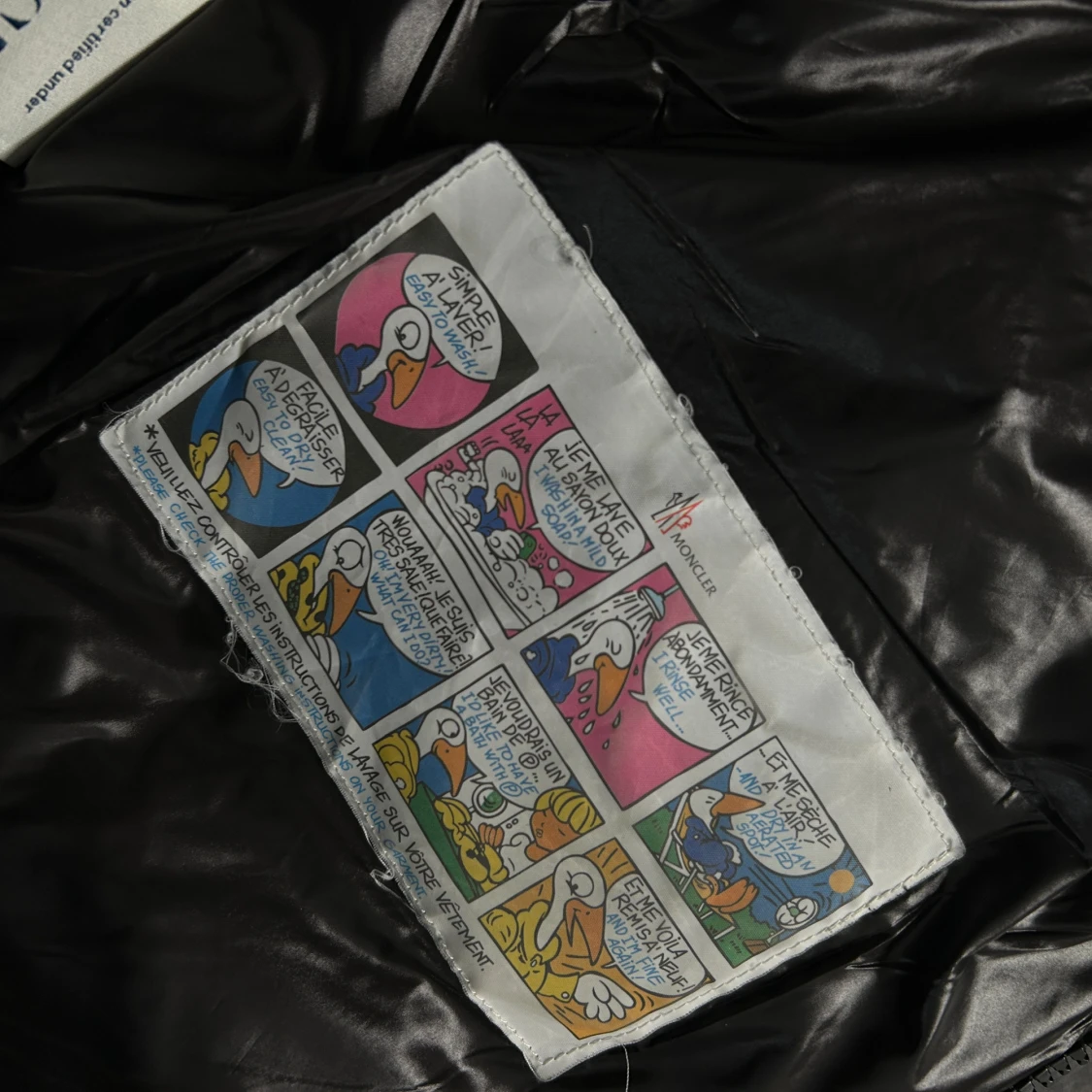 Svart Moncler pufferjacka med dragkedja - 3