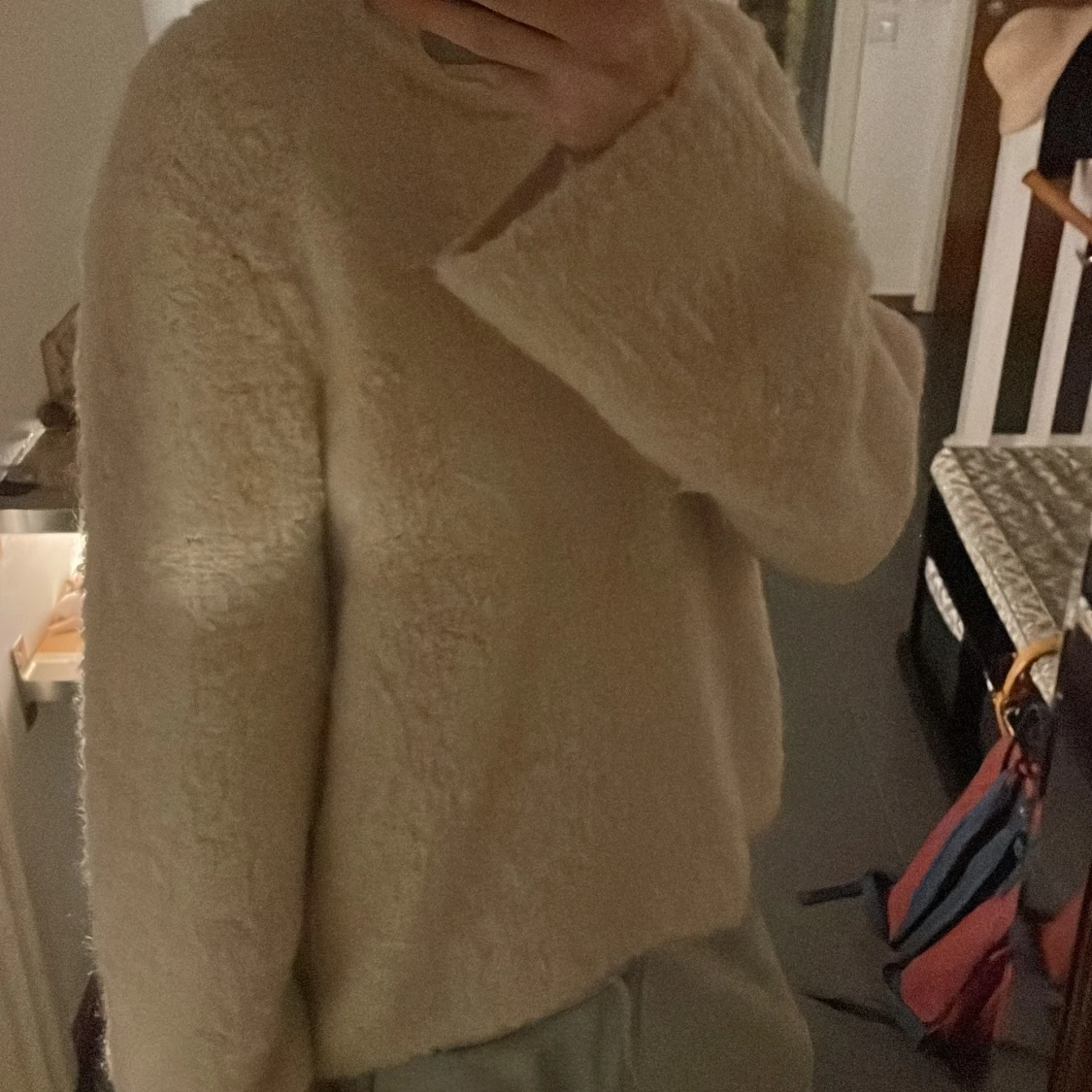Beige fluffig stickad tröja H&M - 2