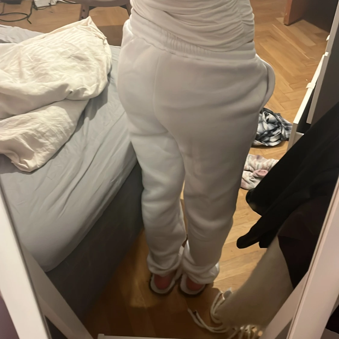 Vita mjukisbyxor från SHEIN, strl S - 2