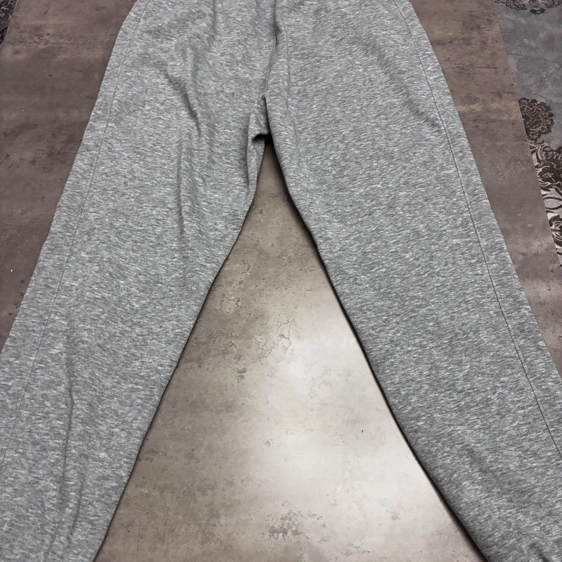 Grå hoodie från Lacoste med dragkedja - 4