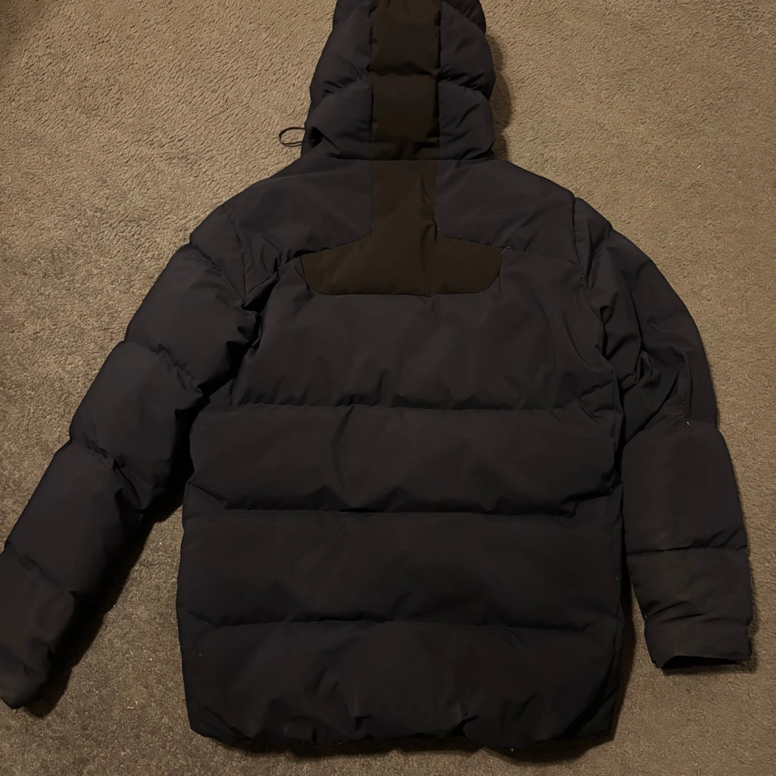 Mörkblå Sail Racing dunjacka M - 1