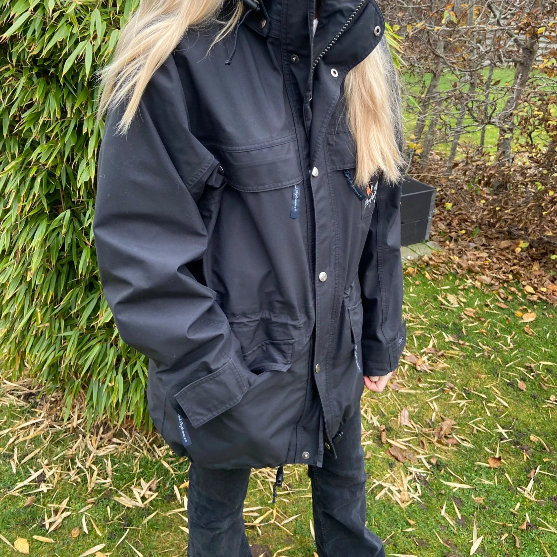 Svart parkajacka från Peak Performance - 1