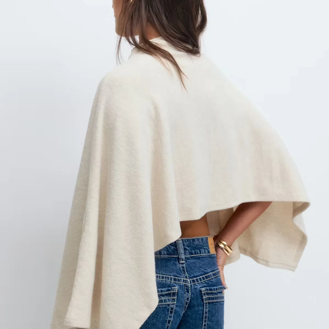 Stickad poncho  - 1