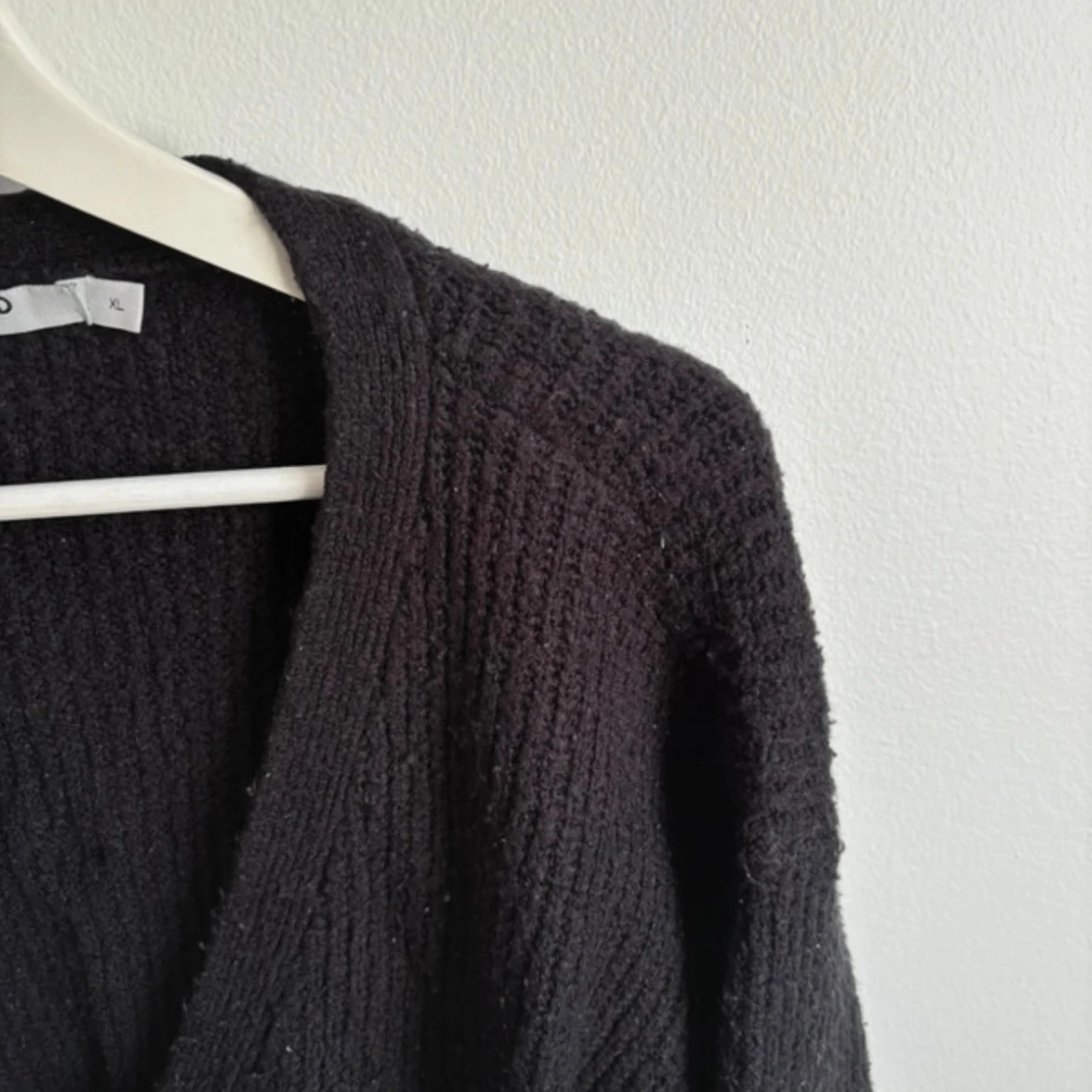 Svart stickad kofta från NA-KD - 1
