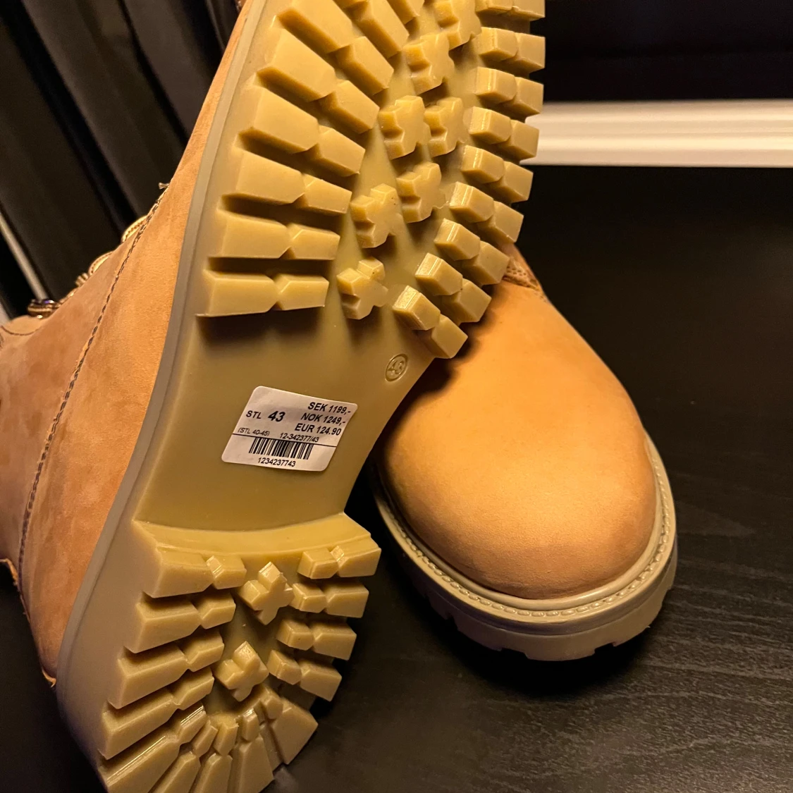 Beiga skinnkängor från Pace strl 43 - 2