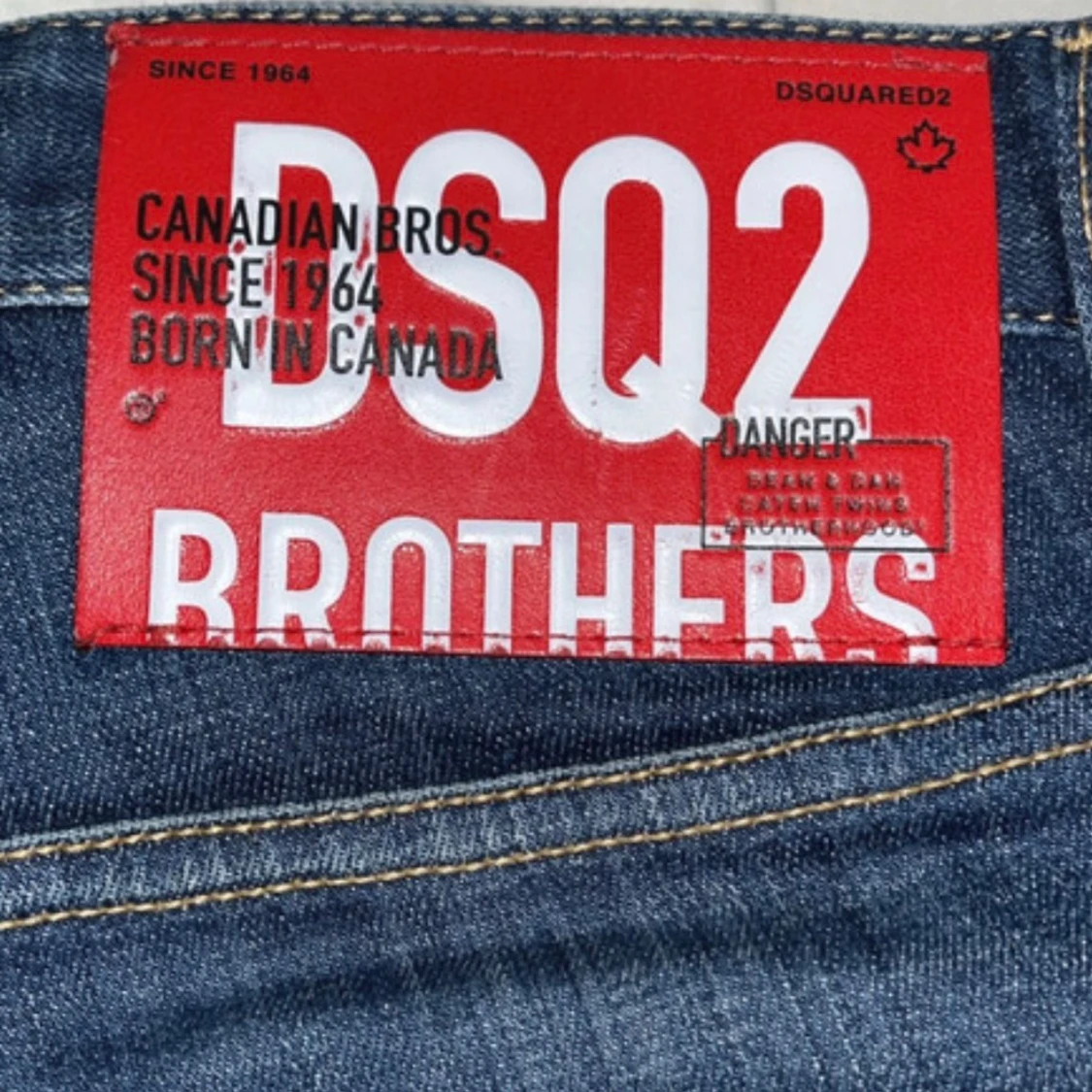 Blå jeans från Dsquared2, storlek 48 - 3