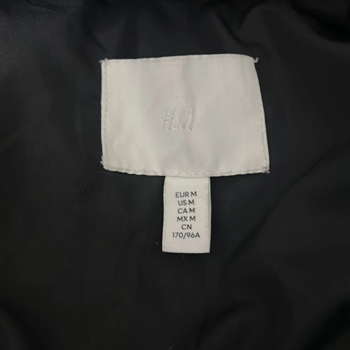 Svart pufferjacka  - 2