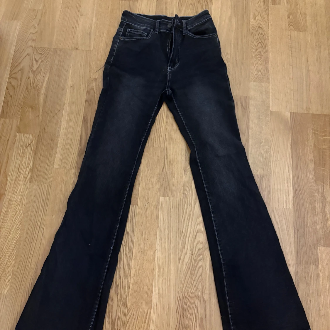 Svarta jeans - 2