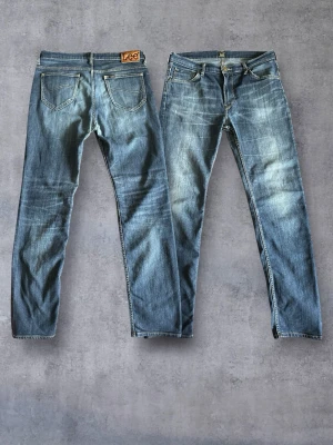 Lee Rider Vintage Blue Denim Slim Jeans - Jättesnygga Lee vintage slim jeans i storlek W34/L32. Modell: Rider.  Alla mått finns på bild