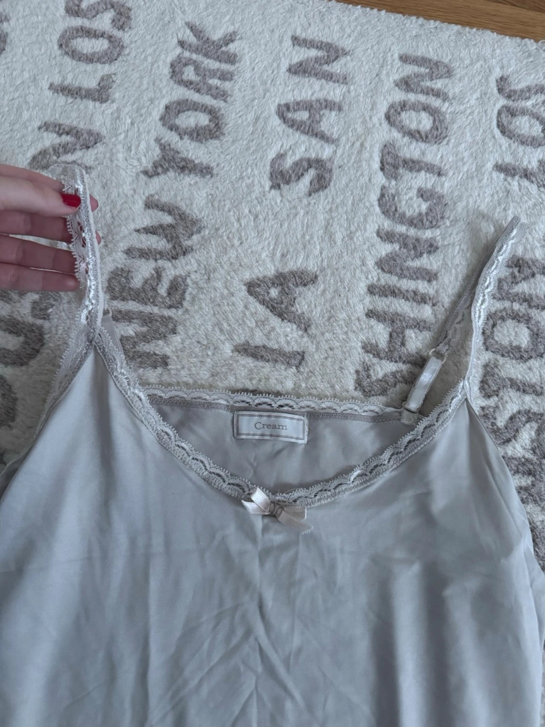 Beige natt klänning med spets från Cream - 2