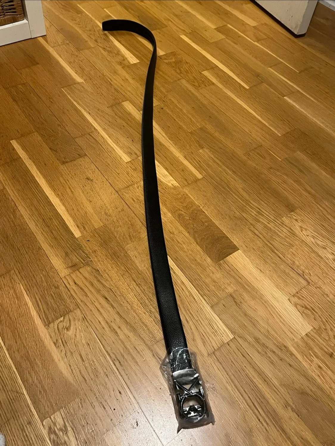 Svart bälte med CK logga och metallspänne - 2