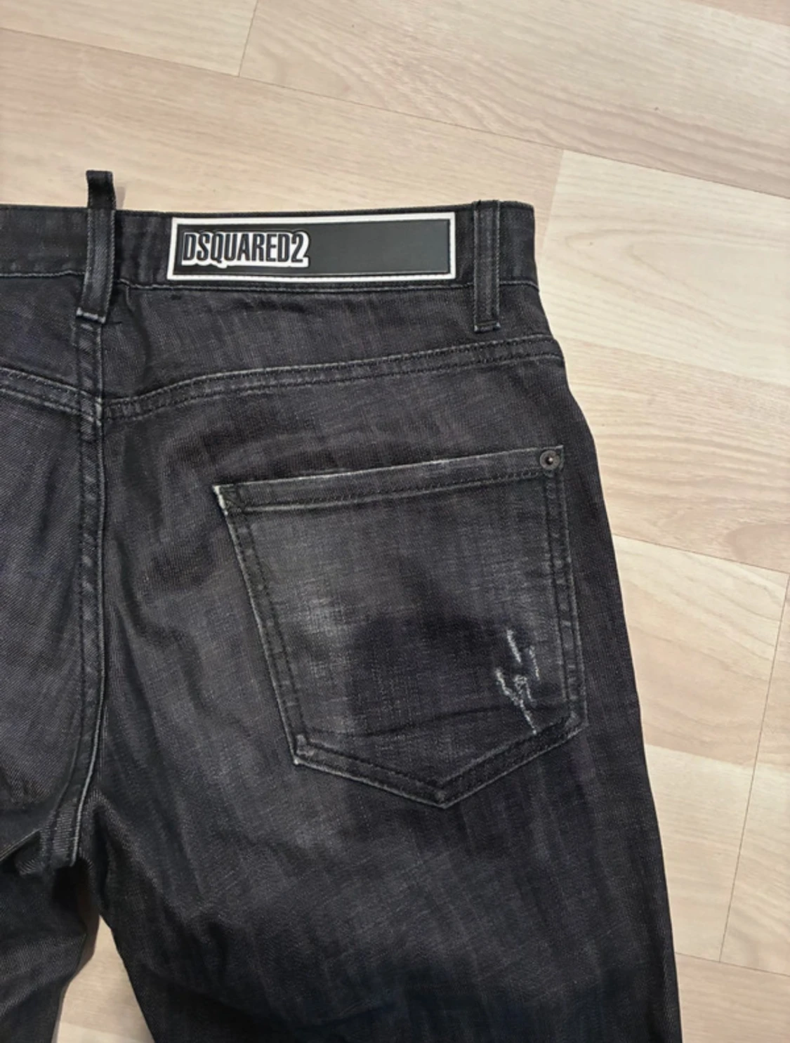 Dsquared 2 jeans storlek 50 äkta - 1