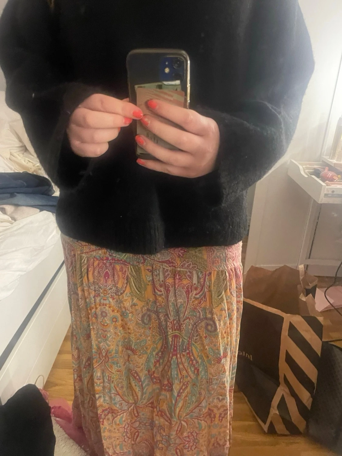 Färgglad långkjol med paisleymönster - 2