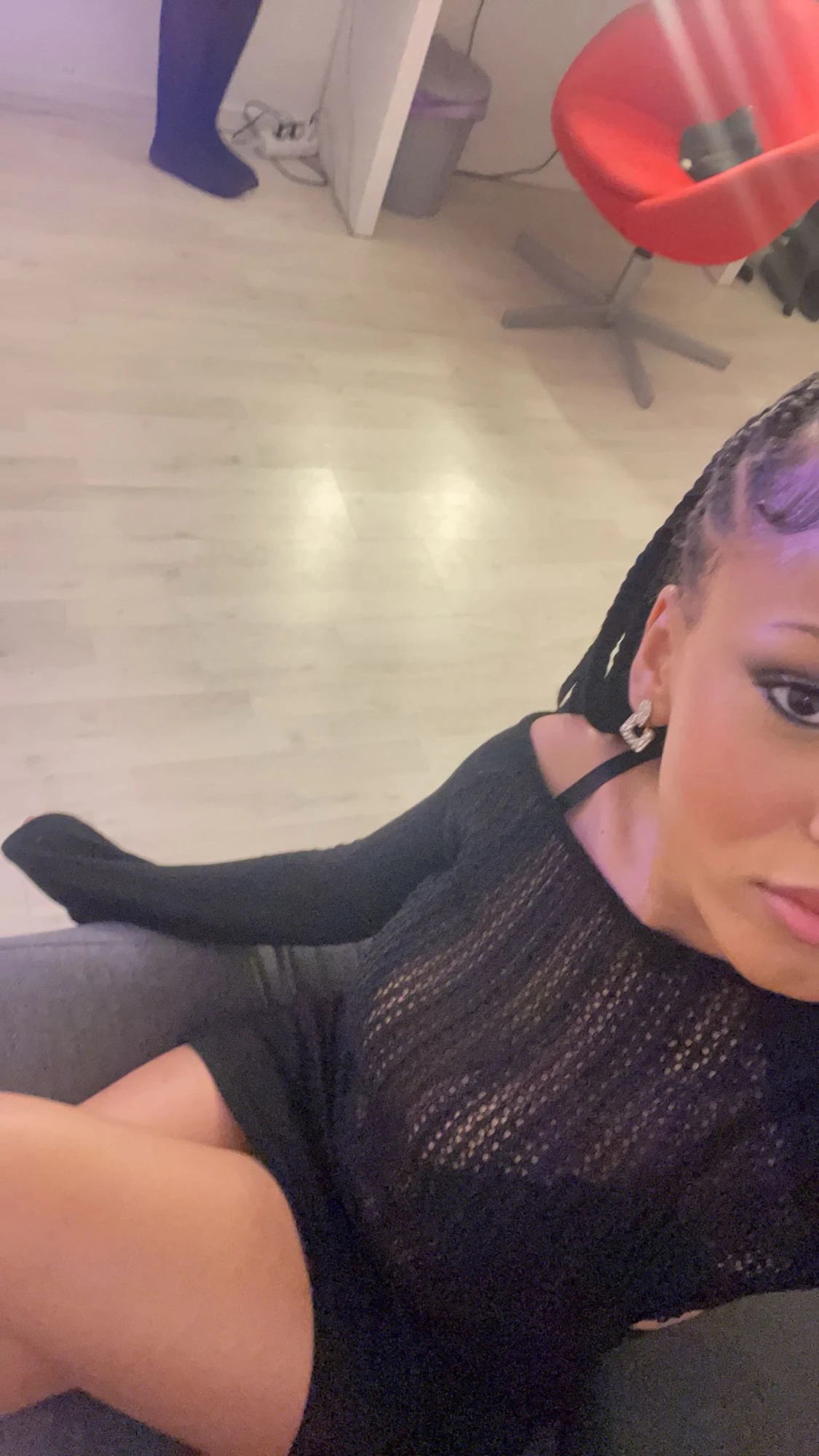 Svart stickad kortklänning med mesh - 6