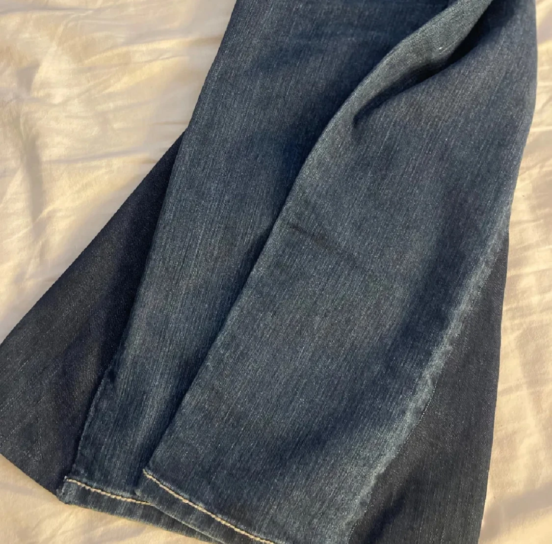 Utsvängda miss me jeans - 3