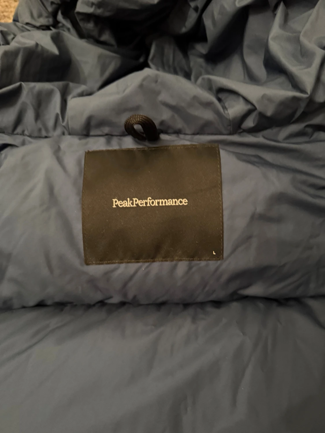 Blå Peak Performance dunjacka - 3