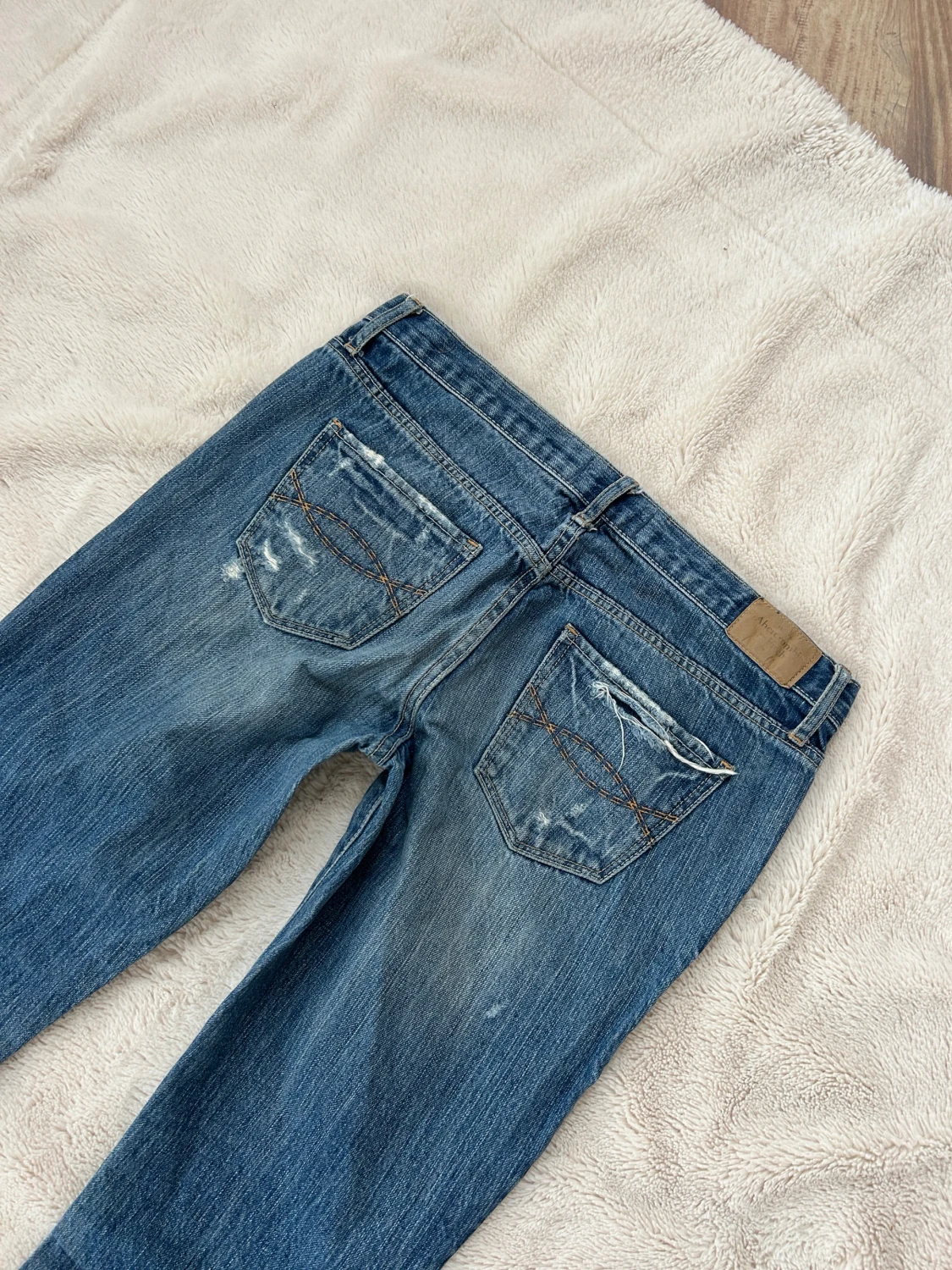 Abercrombie & fitch lågmidjade jeans - 6