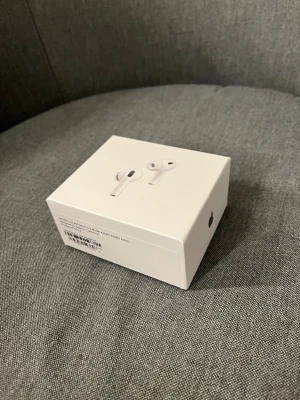 AirPods Pro 3 - Helt nya AirPods Pro 3 som bara är testade. Priset är såklart inte hugget i sten så kom med något rimligt bud:)