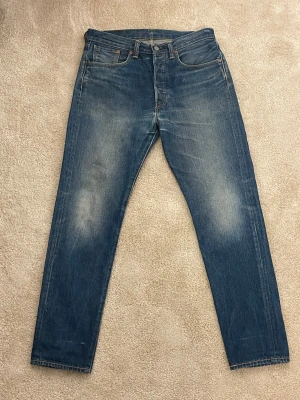 Levi's 501  - Säljer ett par Levi's 501 32/32