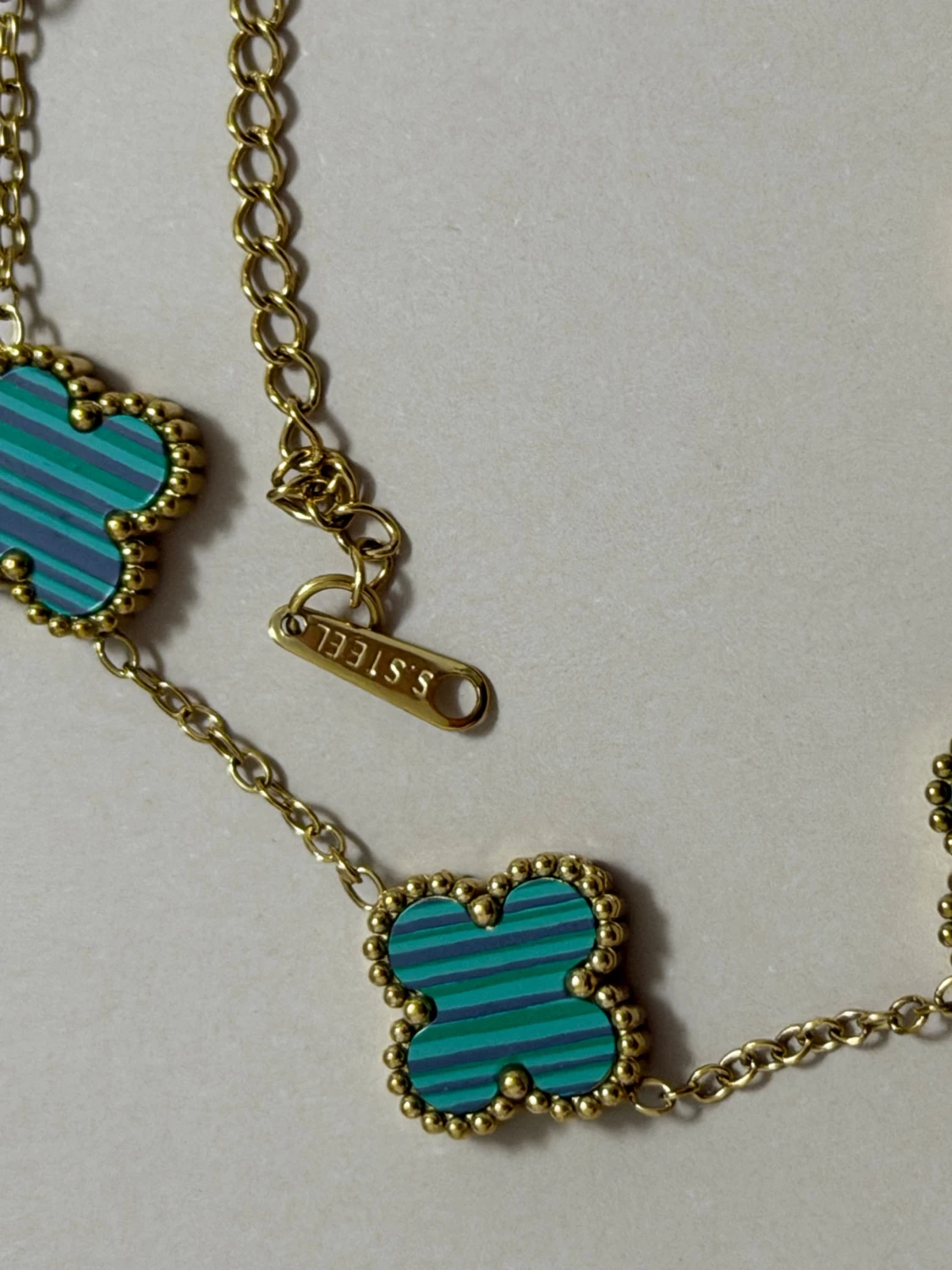 Armband med  fyrklöver i stål - 1