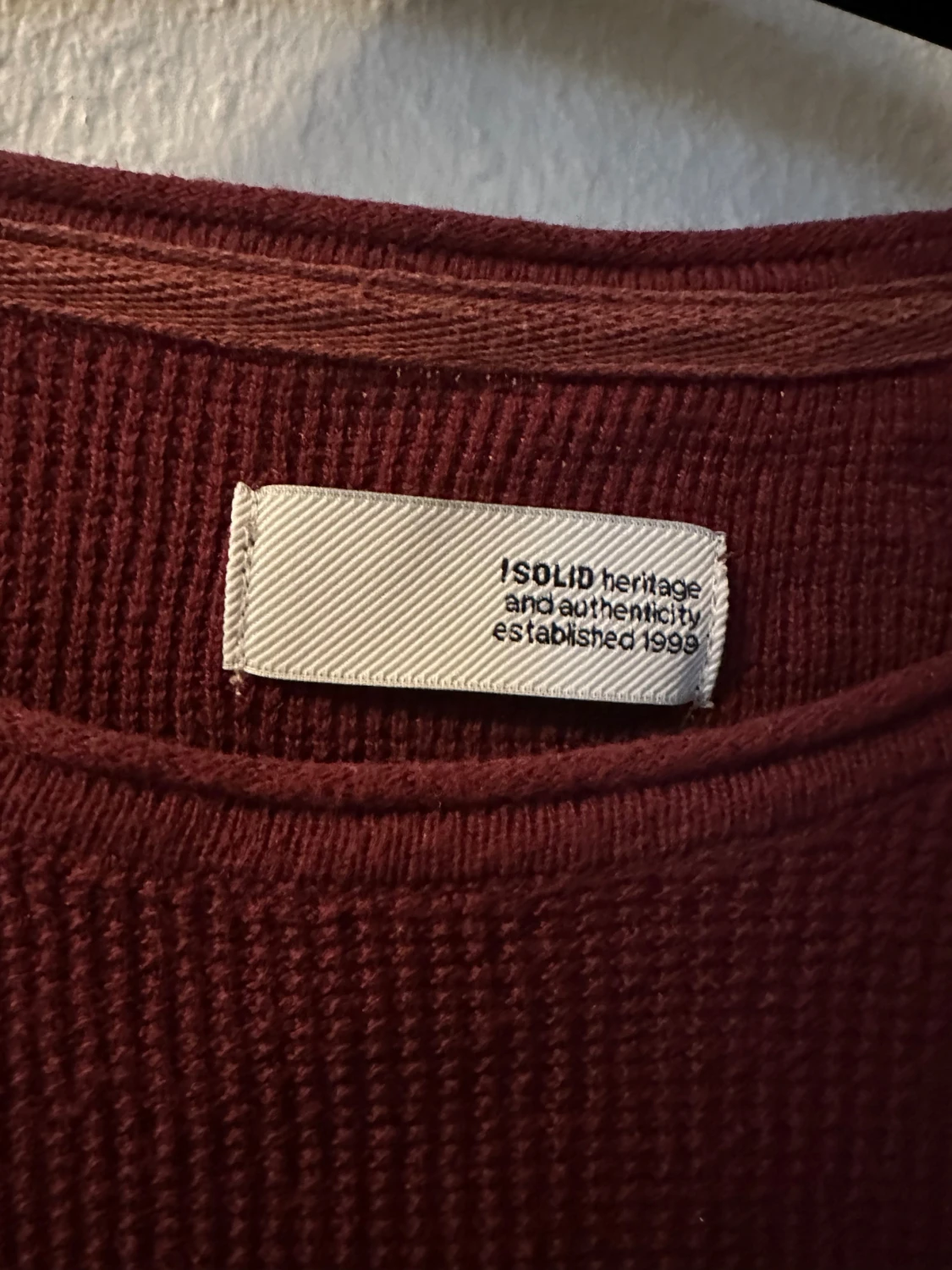 Vinröd stickad tröja från Solid - 3