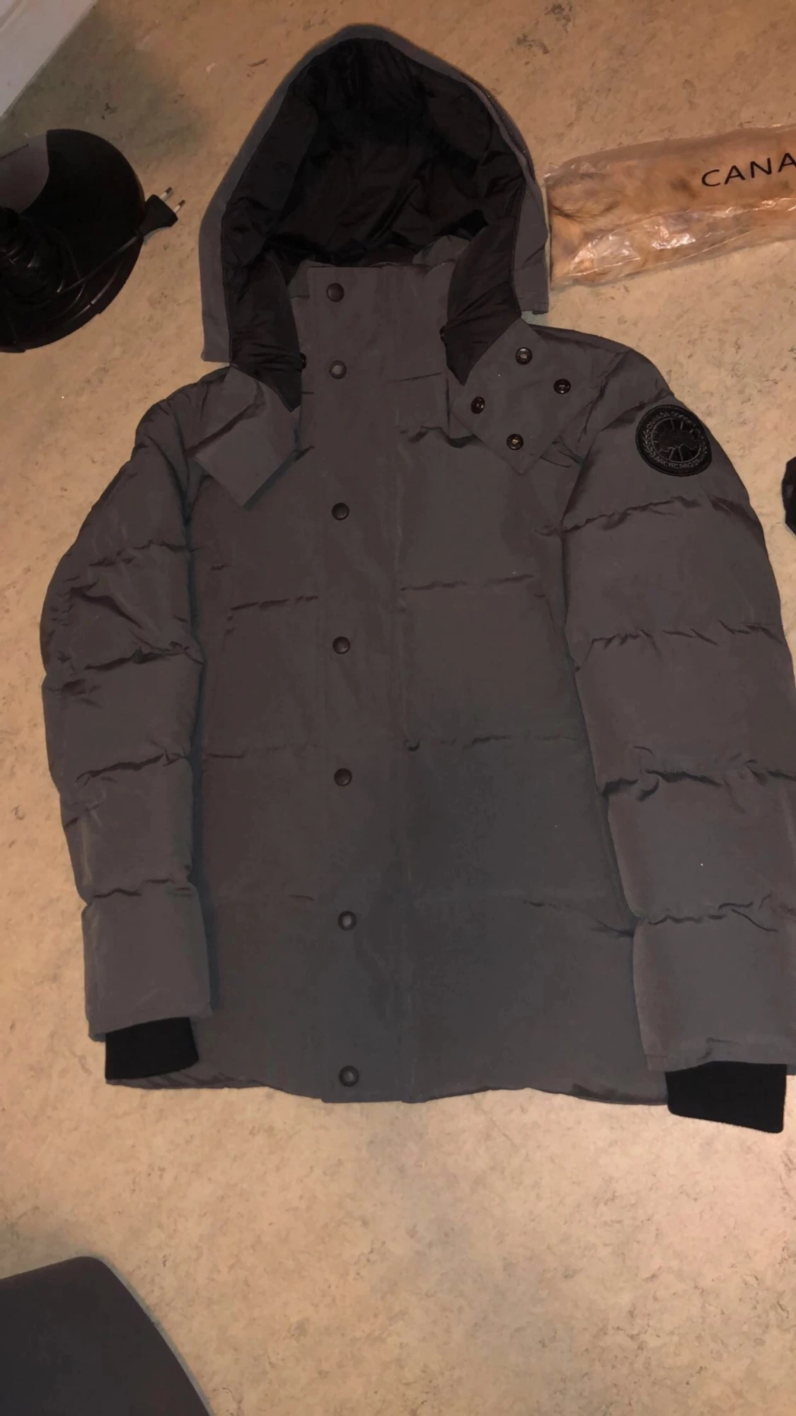 Äkta grå canada goose jacka  - 1