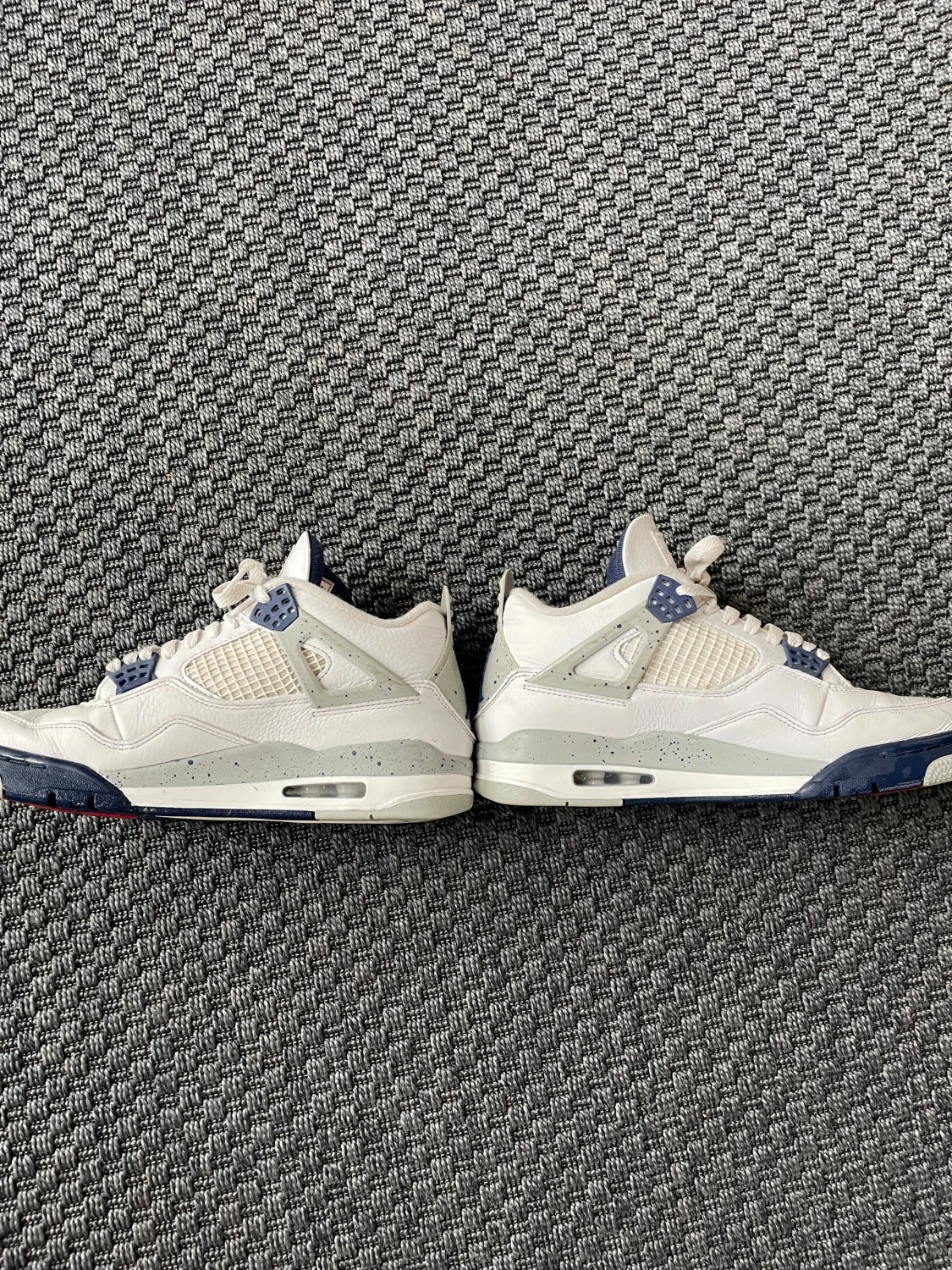 Nike Air Jordan 4 midnight navy  - 2