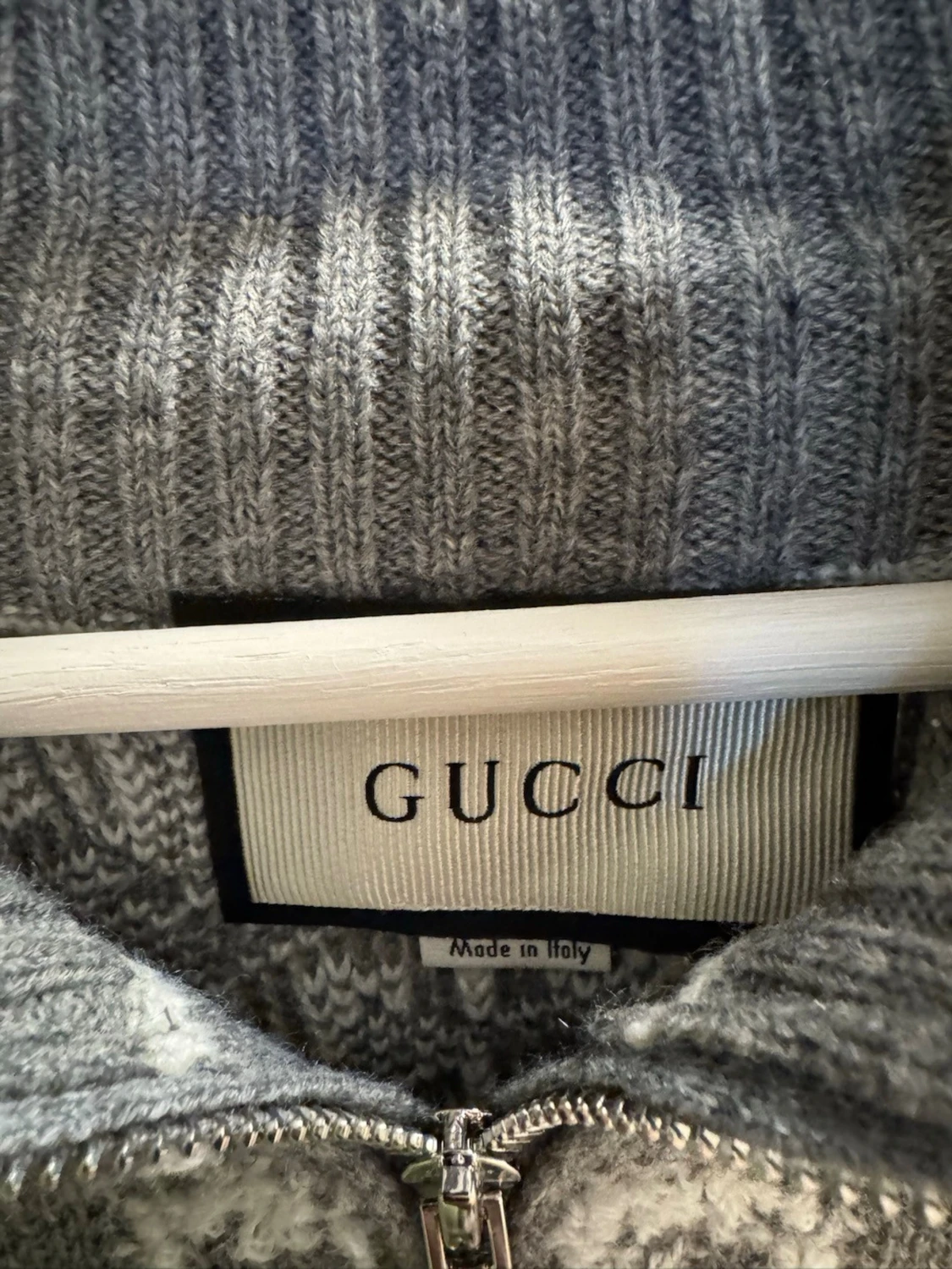 Grå stickad kofta från Gucci - 2