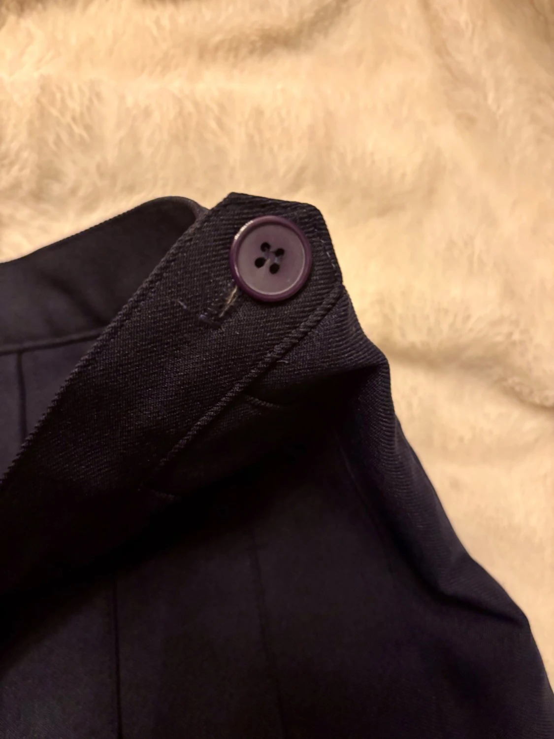 Mörkblå plisserad kjol från American Apparel - 3